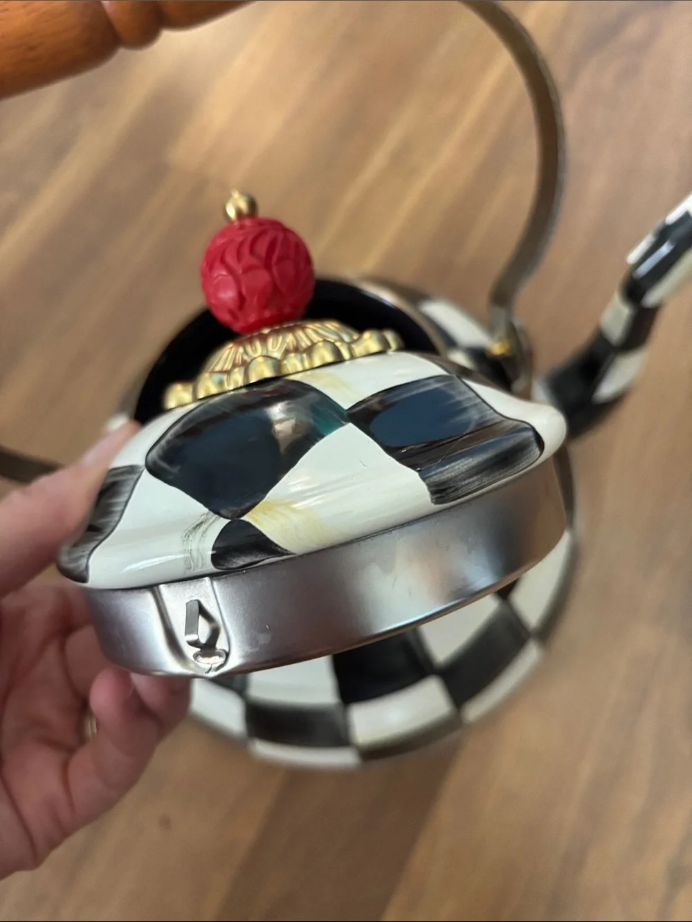 NEW MacKenzie-Childs Courtly Black and White Checkered Tea Kettle LARGE 3QT Size